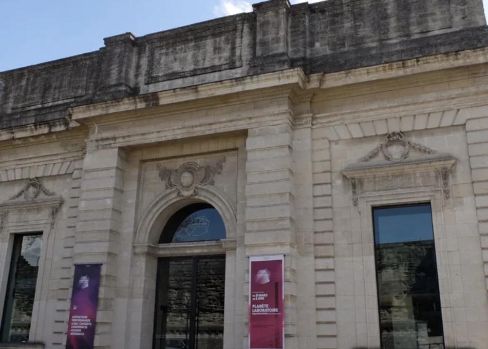 AVIGNON : Culture – Julien PREVIEUX traque les dérives de l’intelligence artificielle au Grenier à Sel